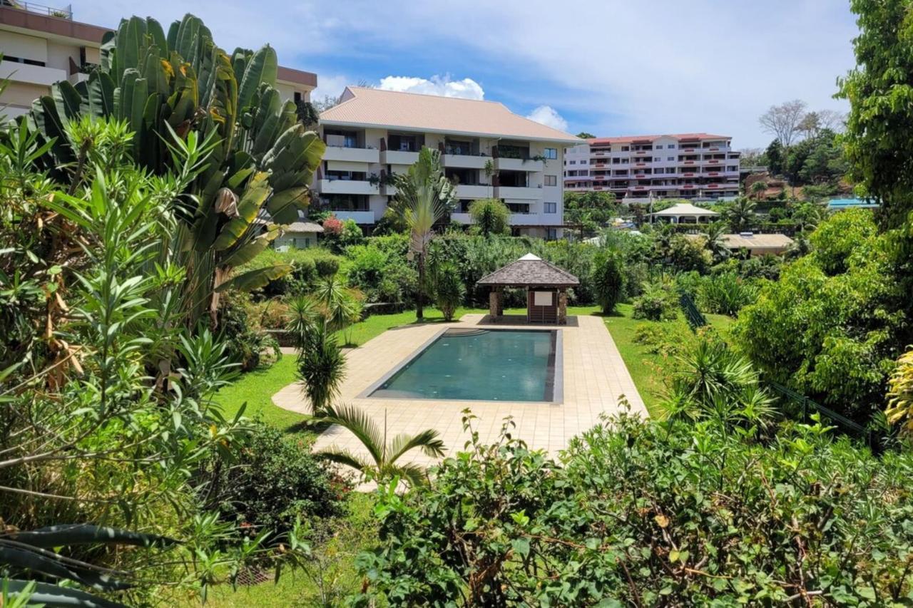 Naia Lodge Arue  Esterno foto
