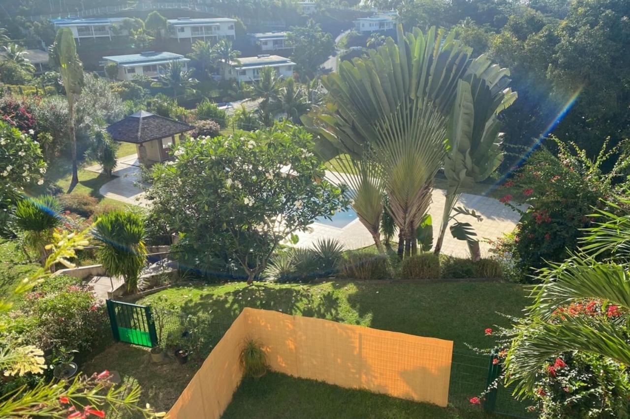 Naia Lodge Arue  Esterno foto