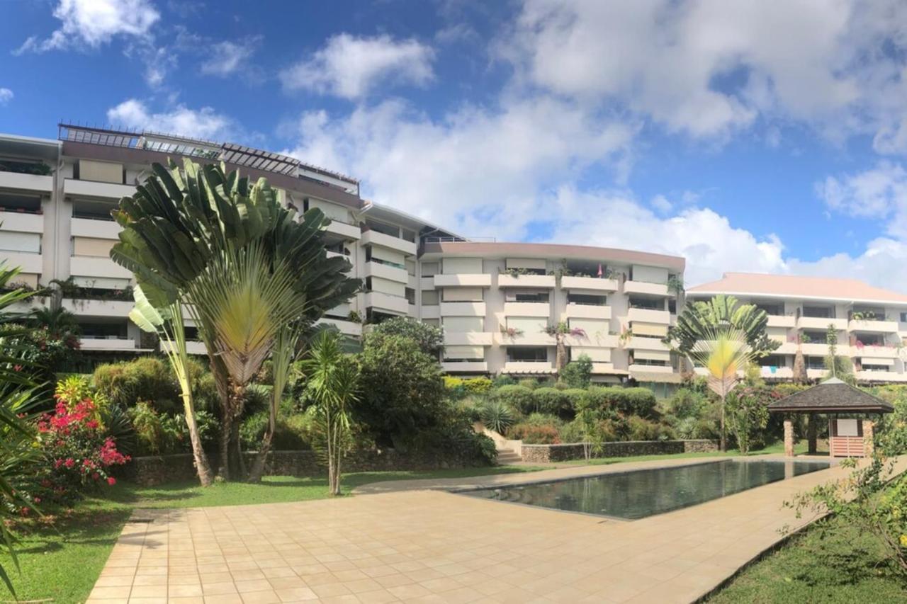 Naia Lodge Arue  Esterno foto